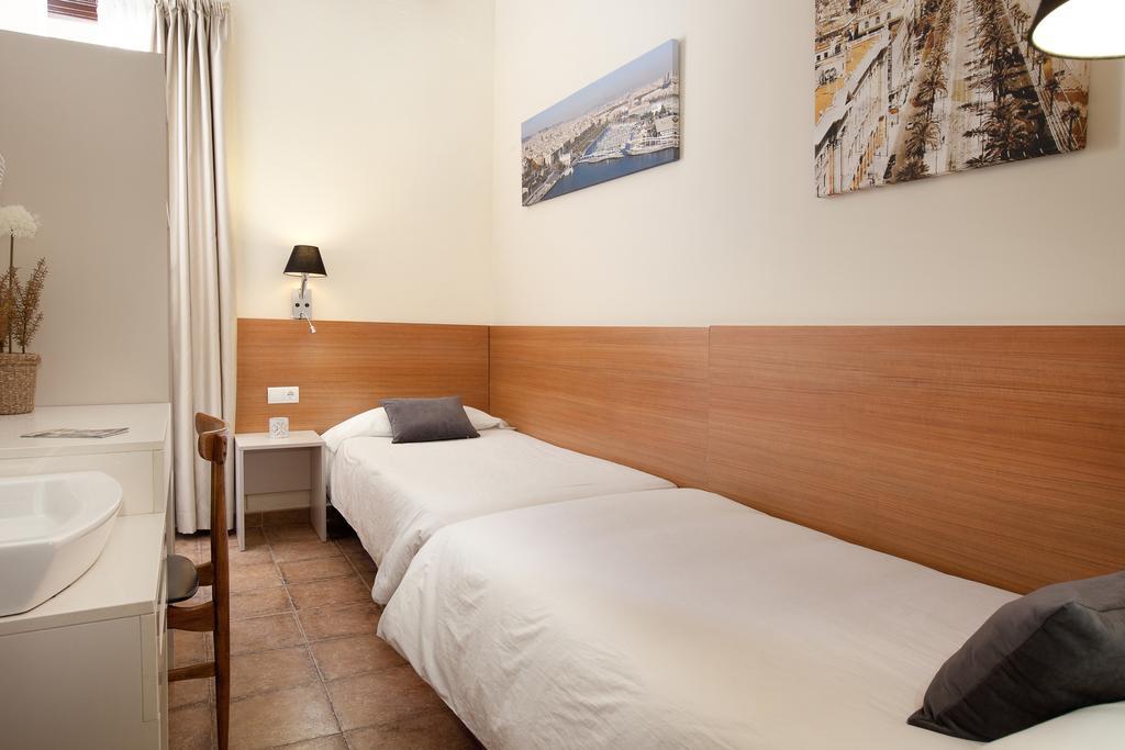Pension Mariluz Barcelona Phòng bức ảnh