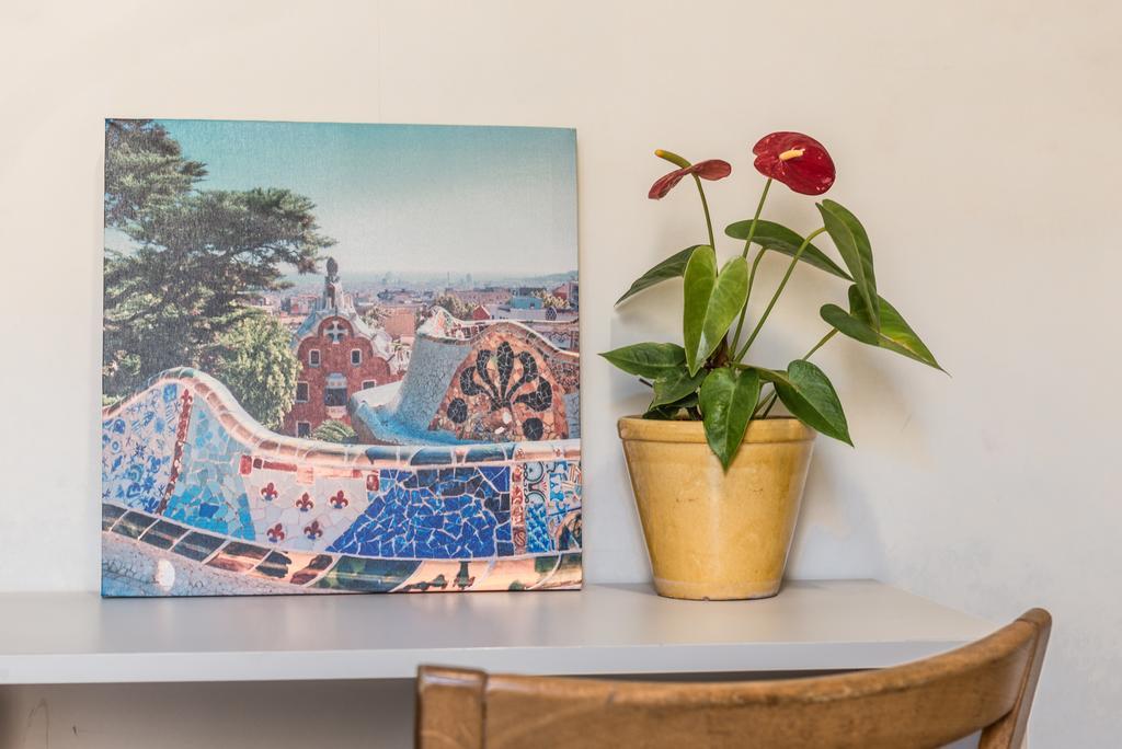 Pension Mariluz Barcelona Ngoại thất bức ảnh
